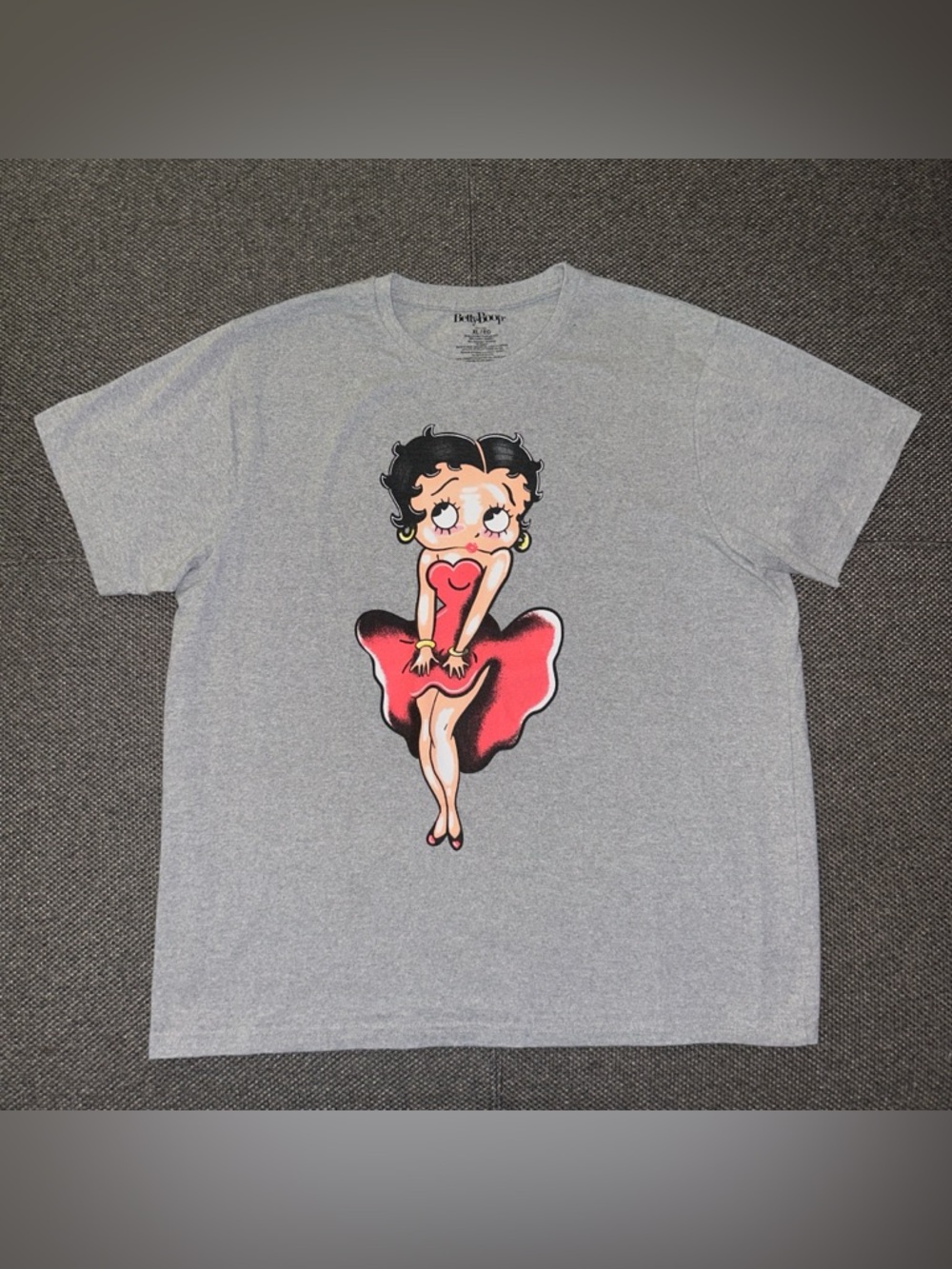 Betty Boop Gray T‑Shirt with Red Graphic